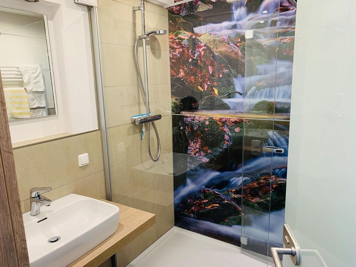 Apartmenthaus Florian Lam Bagian luar foto